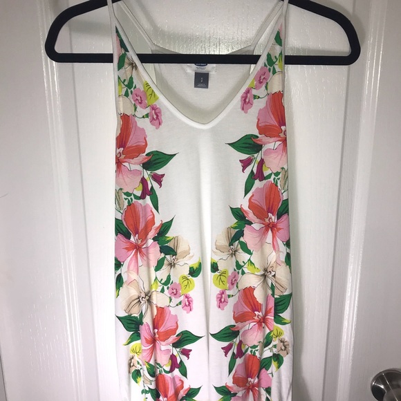 Old Navy Tops - 🌴Like New Old Navy Floral Tank Top